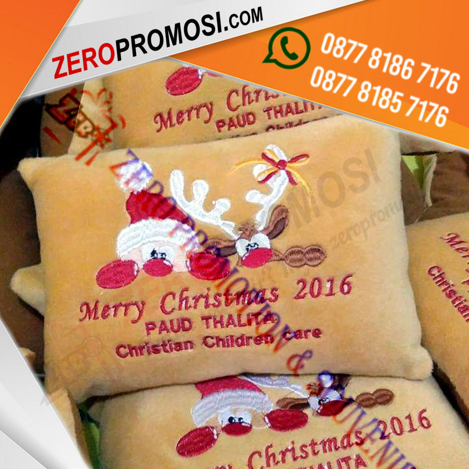 Pilihan Tepat Souvenir Natal Bantal Kotak Cantik dan Personal