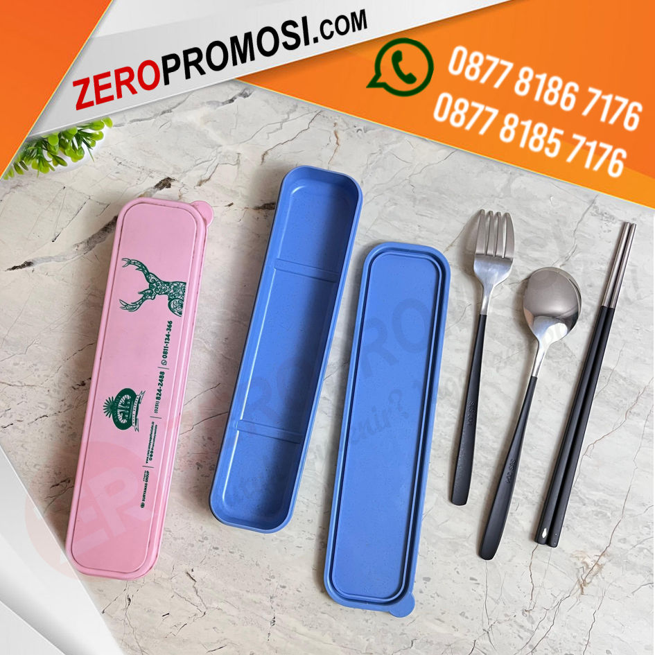 Souvenir Set Alat Makan Stainless Besar untuk Acara Istimewa Anda