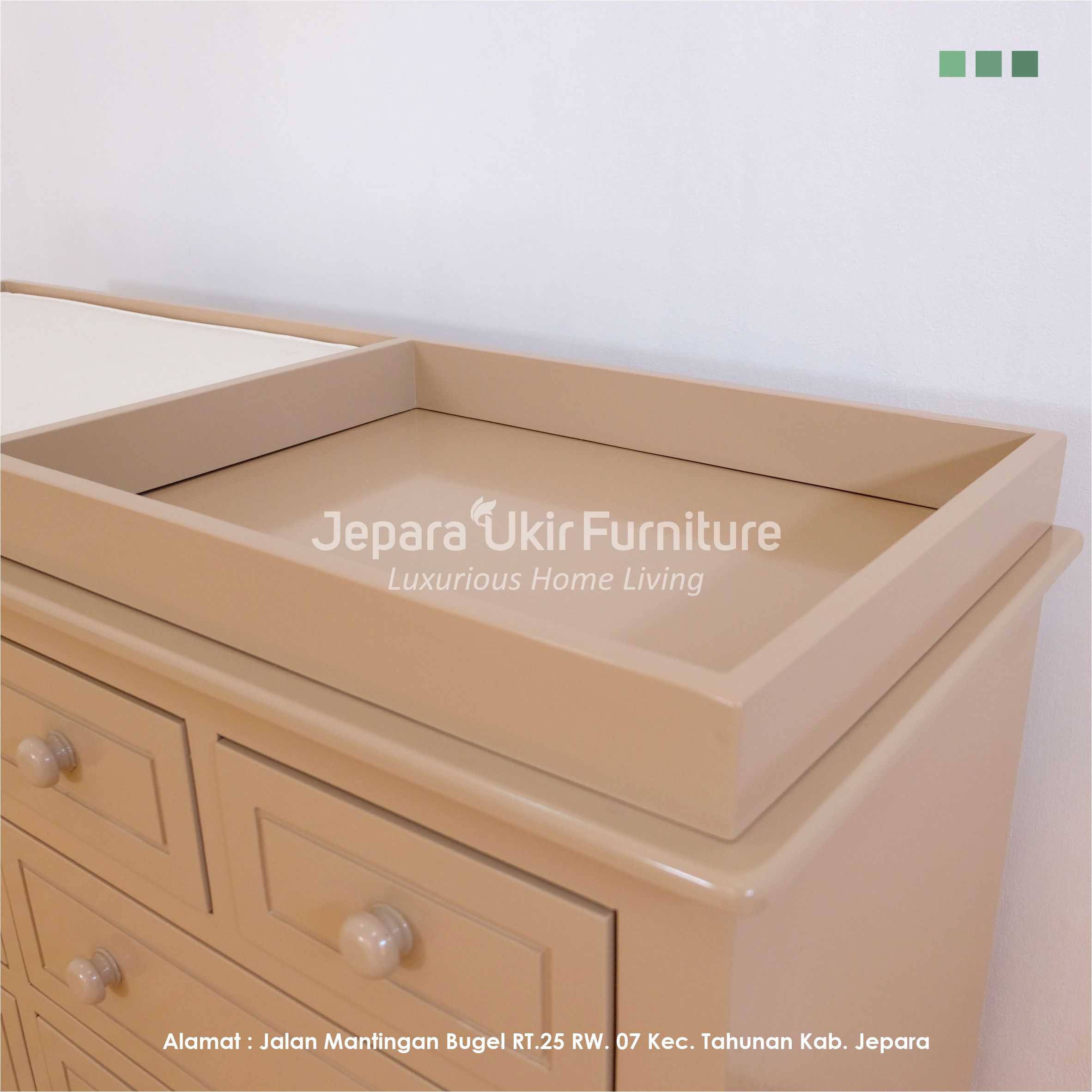 Lemari baju bayi cat  duco, Baby tafel minimalis, Meja ganti popok,