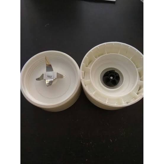 Mounting Blender Putih