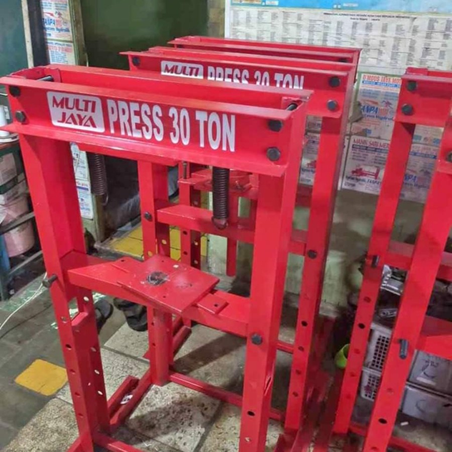 Mesin Press Velg, Arm, Shock dan Segitiga Motor 30 Ton