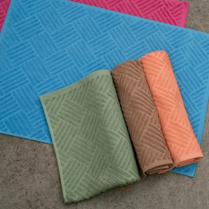 Keset Handuk Chalmer Seri Limas 42x60cm