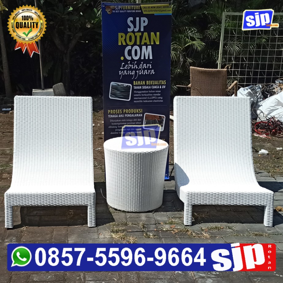 sunbed pool rotan sintetis model buntung rotan sintettetis