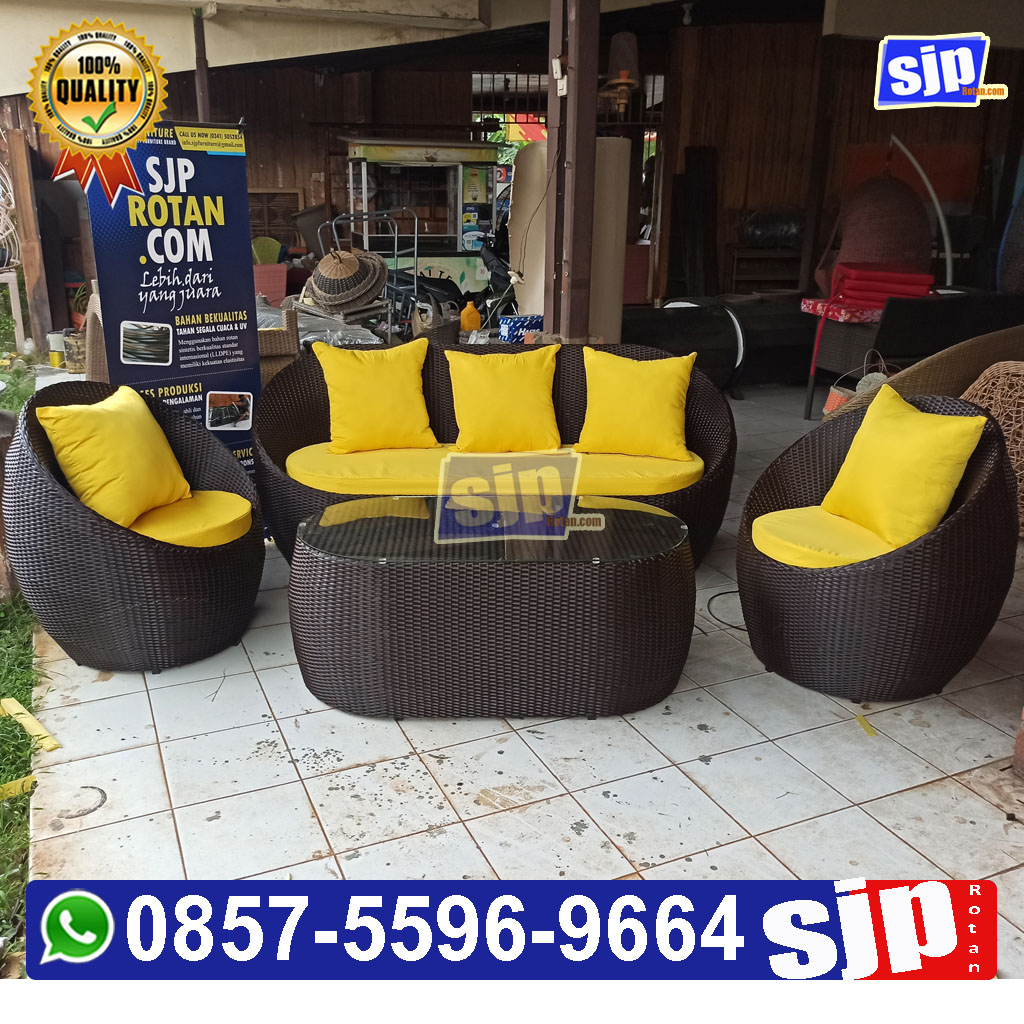 1 set sofa gentong rotan sintetis