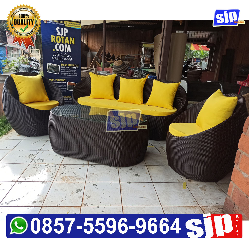 1 set sofa gentong rotan sintetis