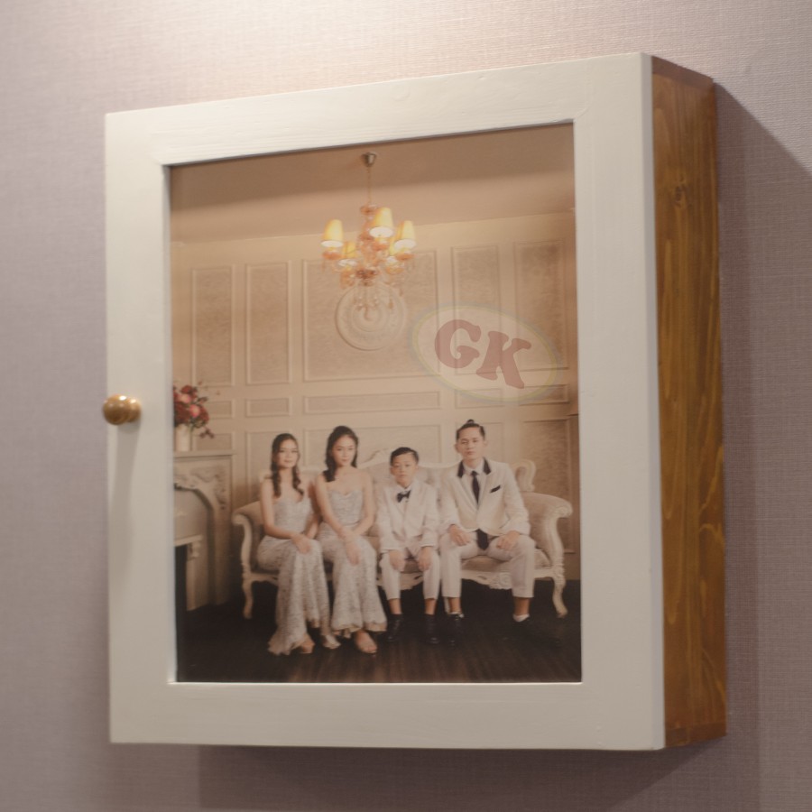 Bingkai foto / frame photo/ kotak foto rak kayu jati belanda