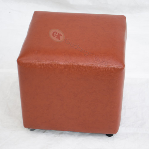 JTR Sofa Puff