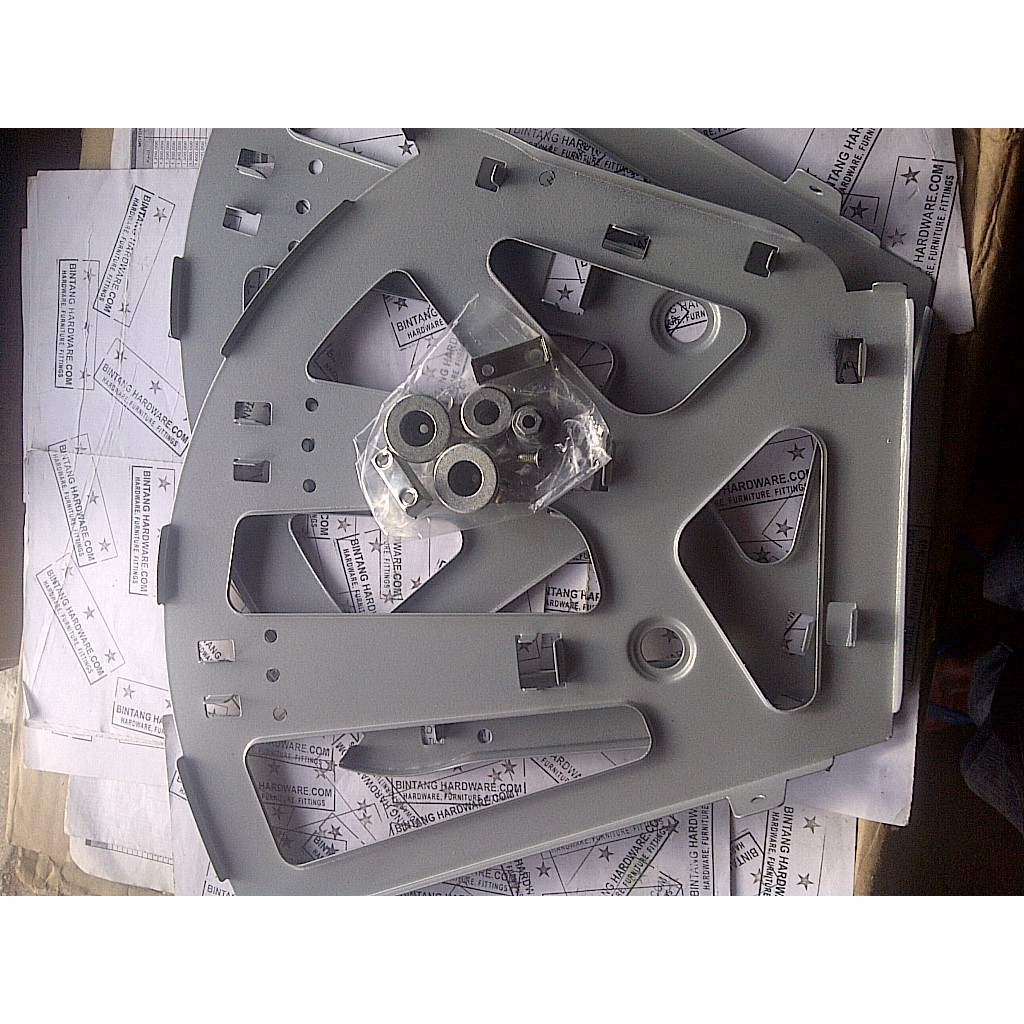 Bracket Fitting Rak Sepatu Putar 3 Susun Besi Alat Membuat Rak Sepatu Tersembunyi Hidden Shoe Rack