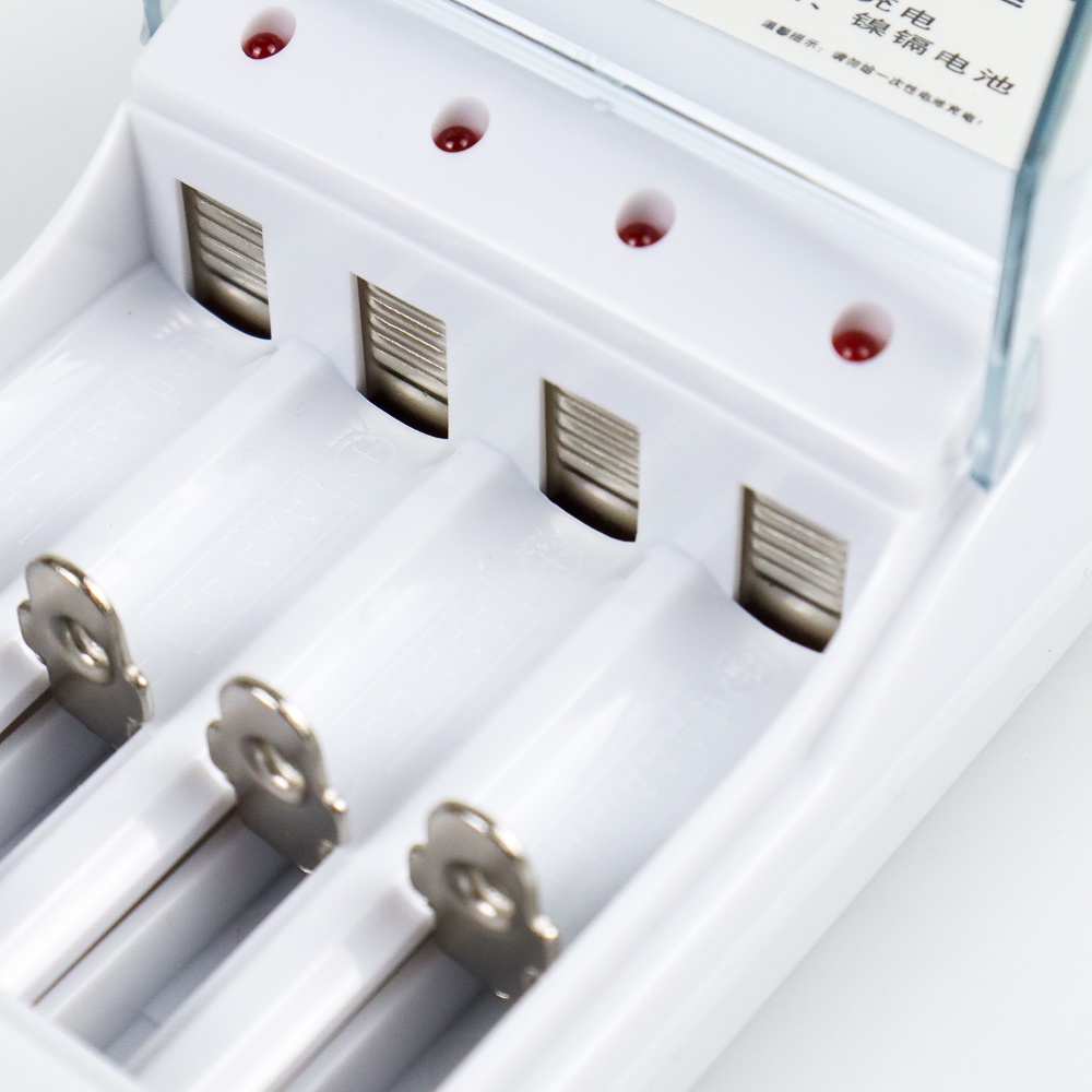 [4 Slot] Charger Baterai AAA atau AA DOUBLEPOW Battery 1200mAh DP-B02