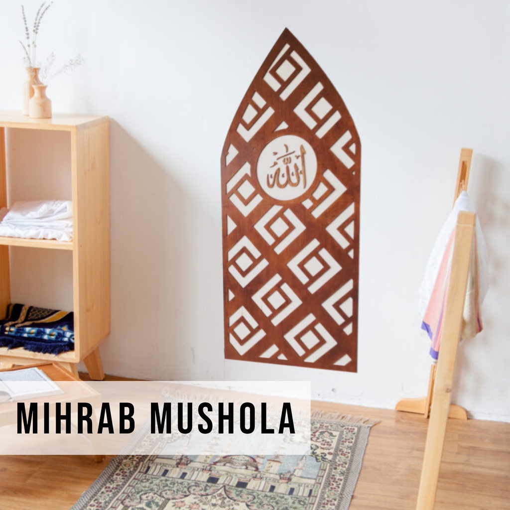 Hiasan dinding kayu Mihrab masjid / mushola kaligrafi Islami