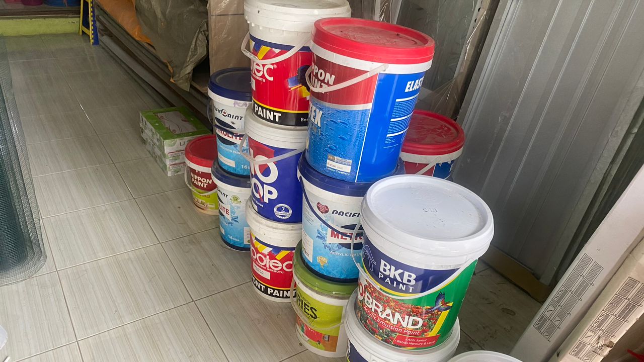 Perdagangan Bahan Bangunan