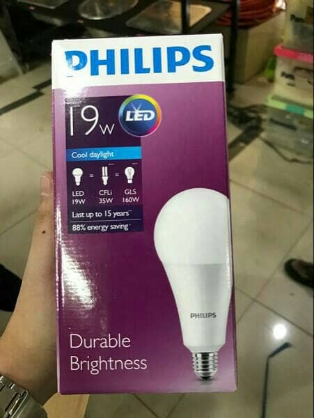 Lampu LED Philips 19W Putih 220V E27 19 W