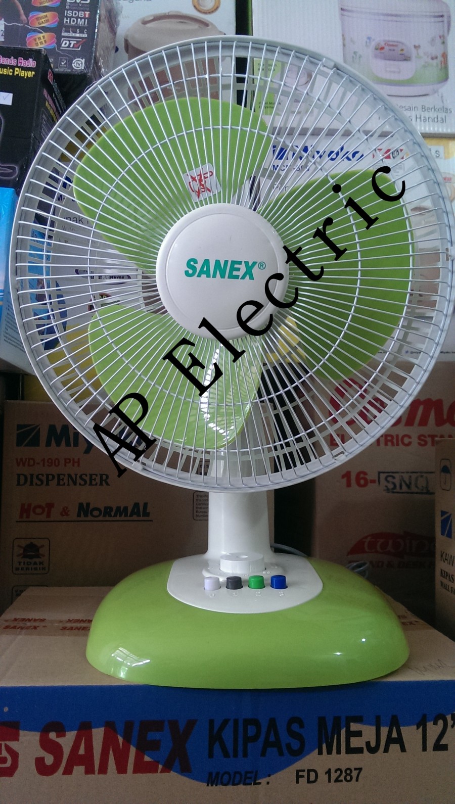KIPAS ANGIN MEJA / DESK FAN SANEX 12" (30cm)