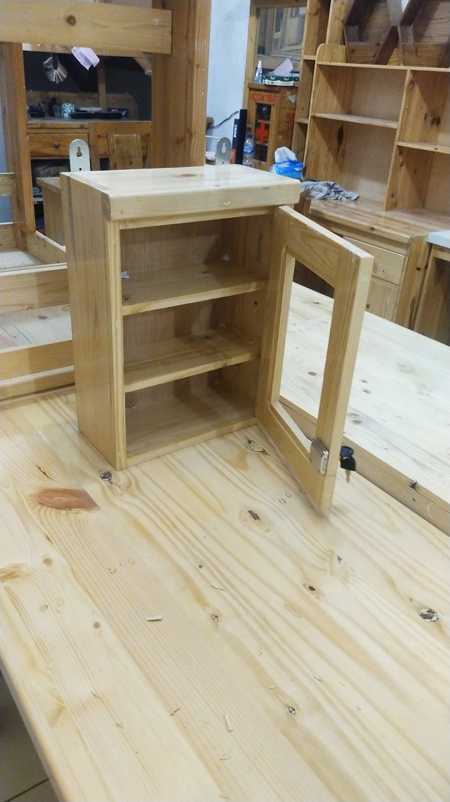 box tempat obat  kecil