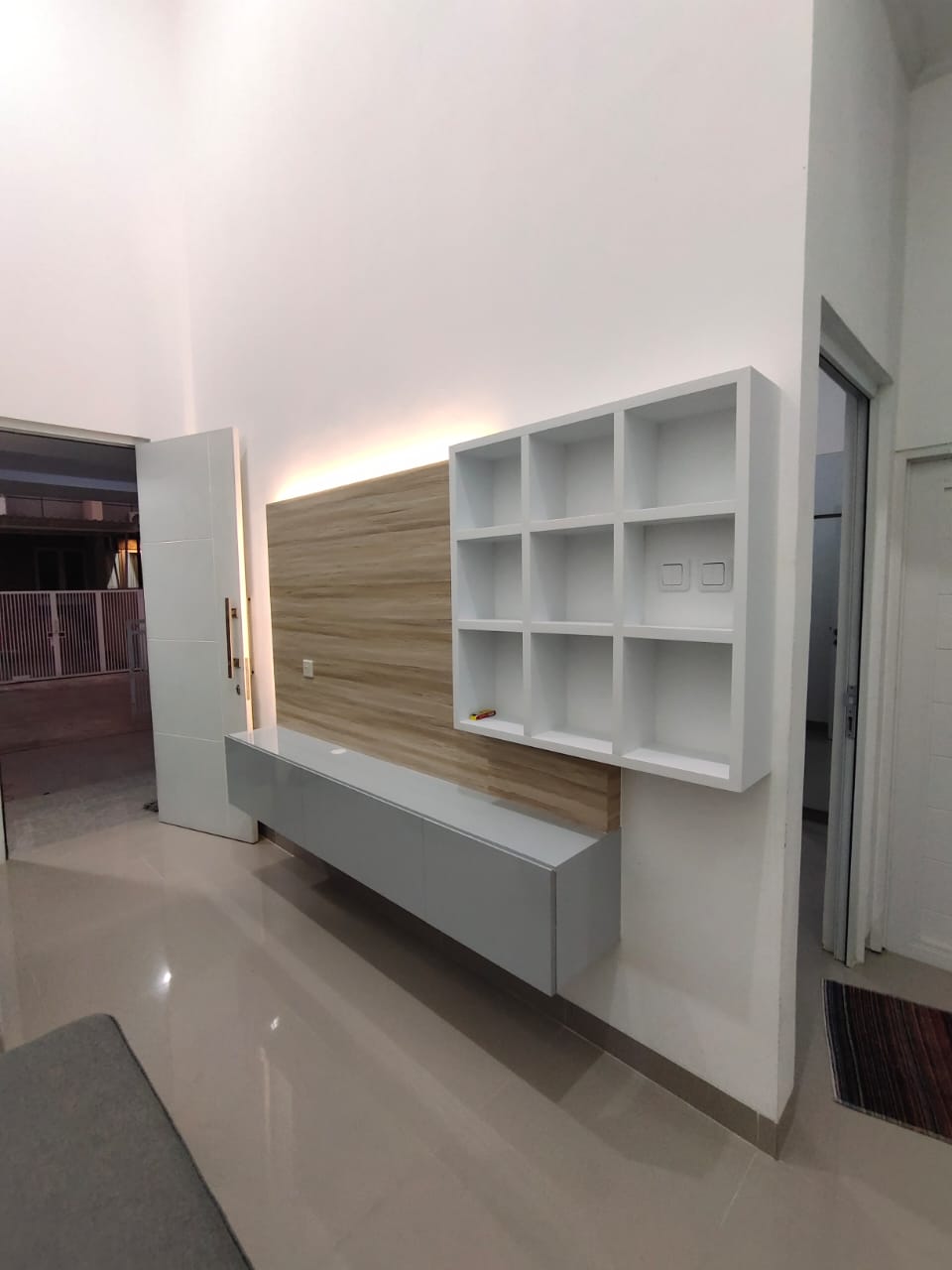 Meja Laci Lemari Backdrop TV Custom