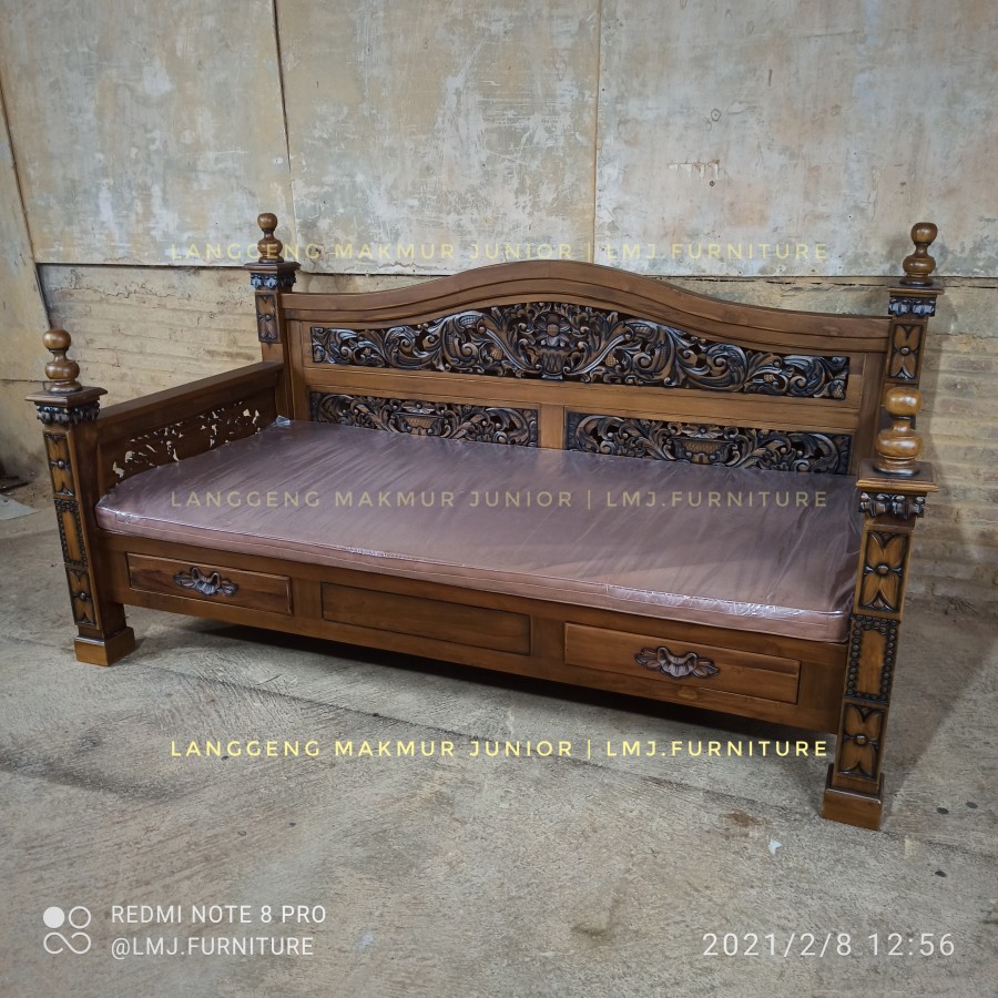 Bangku teras carved daybed bale bale ukir rahwana jati jepara