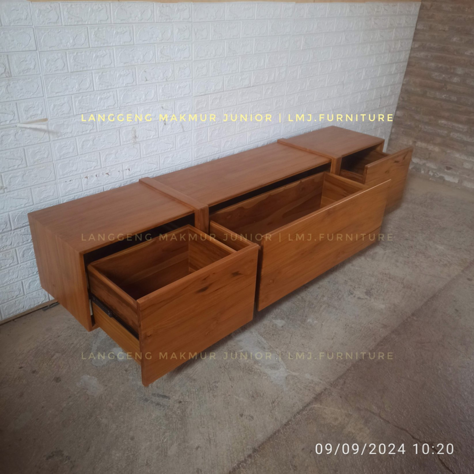 Bufet credenza meja tv minimalis 200cm laci 3 jati jepara