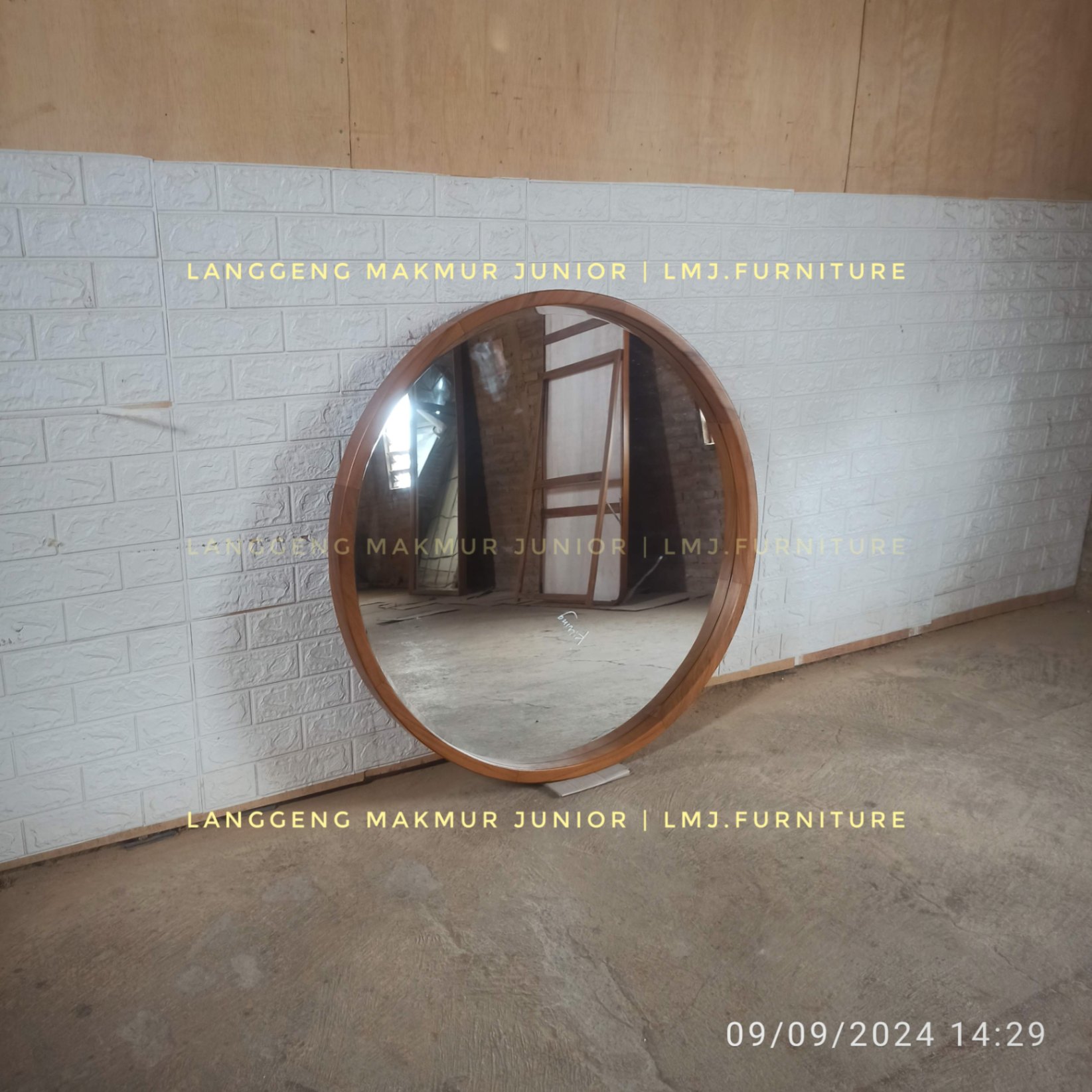 Pigura cermin hias dekorasi dinding minimalis bulat diameter 100cm
