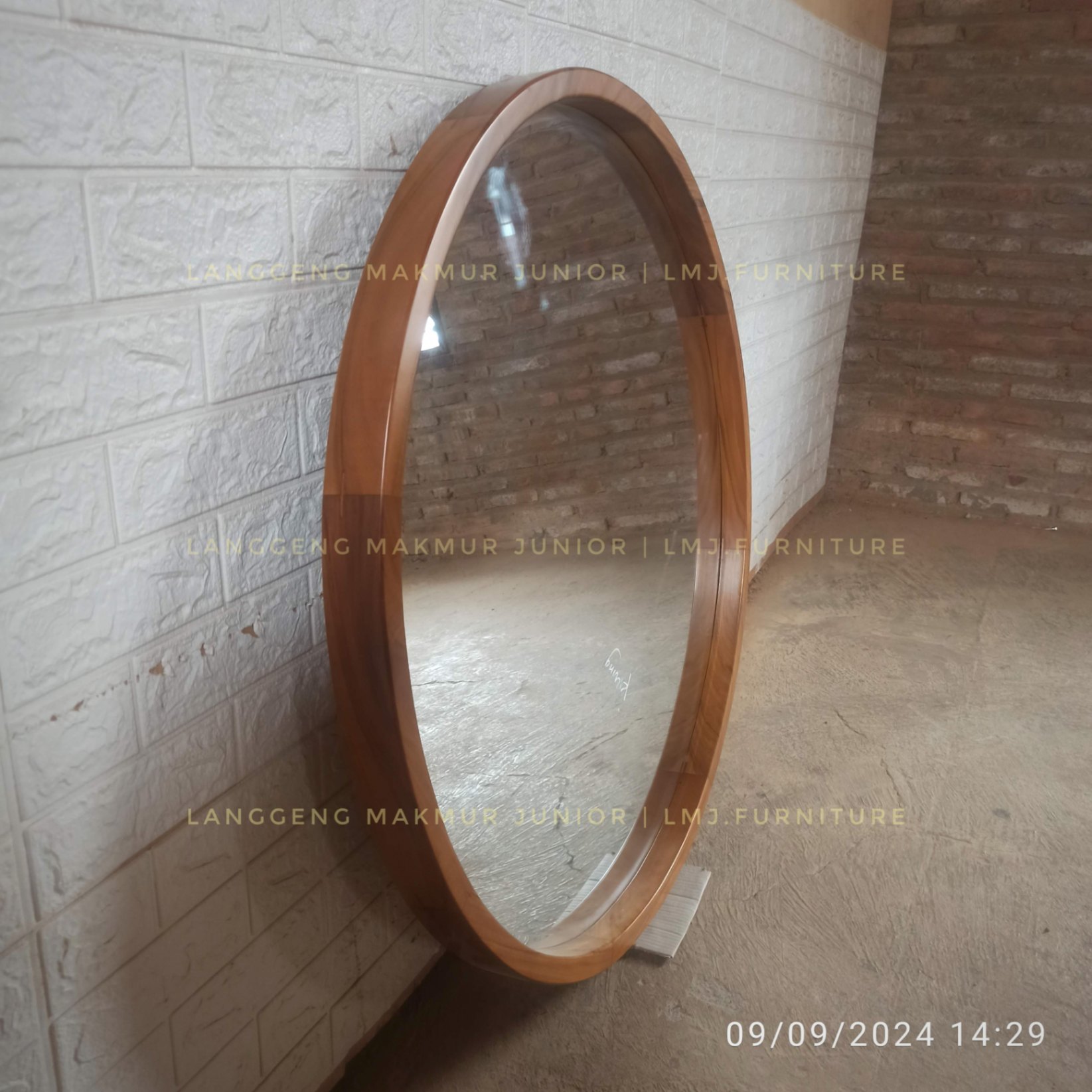 Pigura cermin hias dekorasi dinding minimalis bulat diameter 100cm