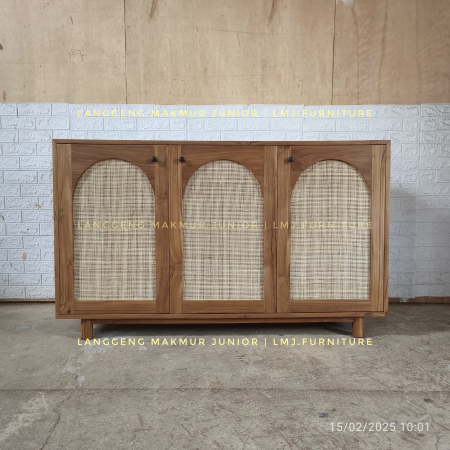 bufet credenza sideboard minimalis 150cm 3 pintu rotan jati jepara