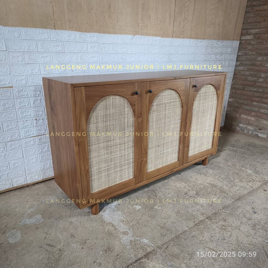 bufet credenza sideboard minimalis 150cm 3 pintu rotan jati jepara