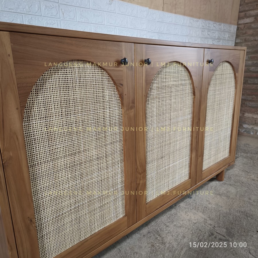 bufet credenza sideboard minimalis 150cm 3 pintu rotan jati jepara