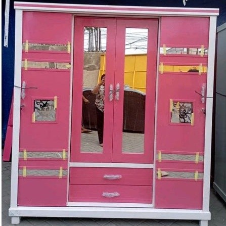 Lemari Sliding 4 Pintu Minimalis