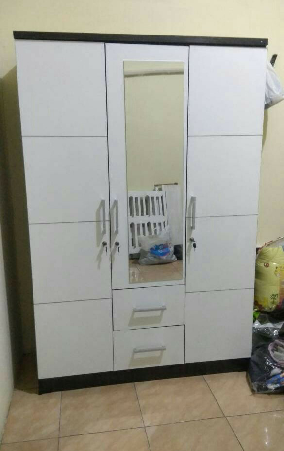 Graver Paket Lemari 3 Pintu +  Meja Rias