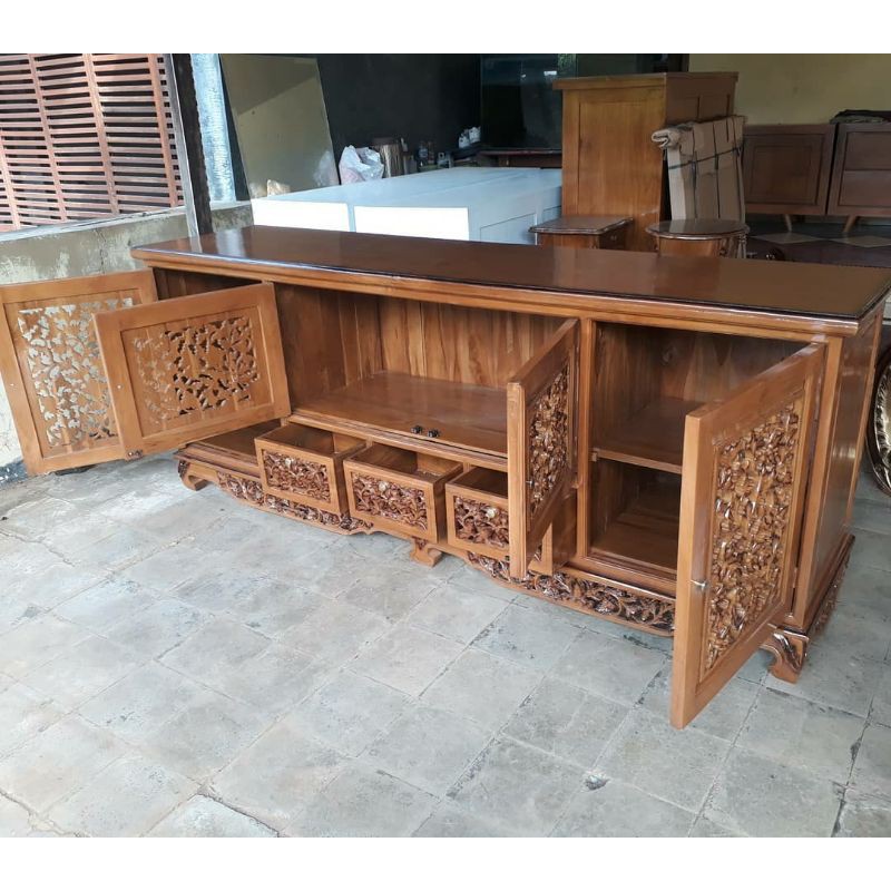 Buffet jati ukiran