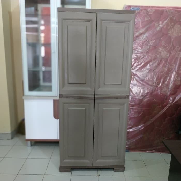 Lemari Pakaian 2 pintu OMC ST1 CREAM merk OLYMPLAST