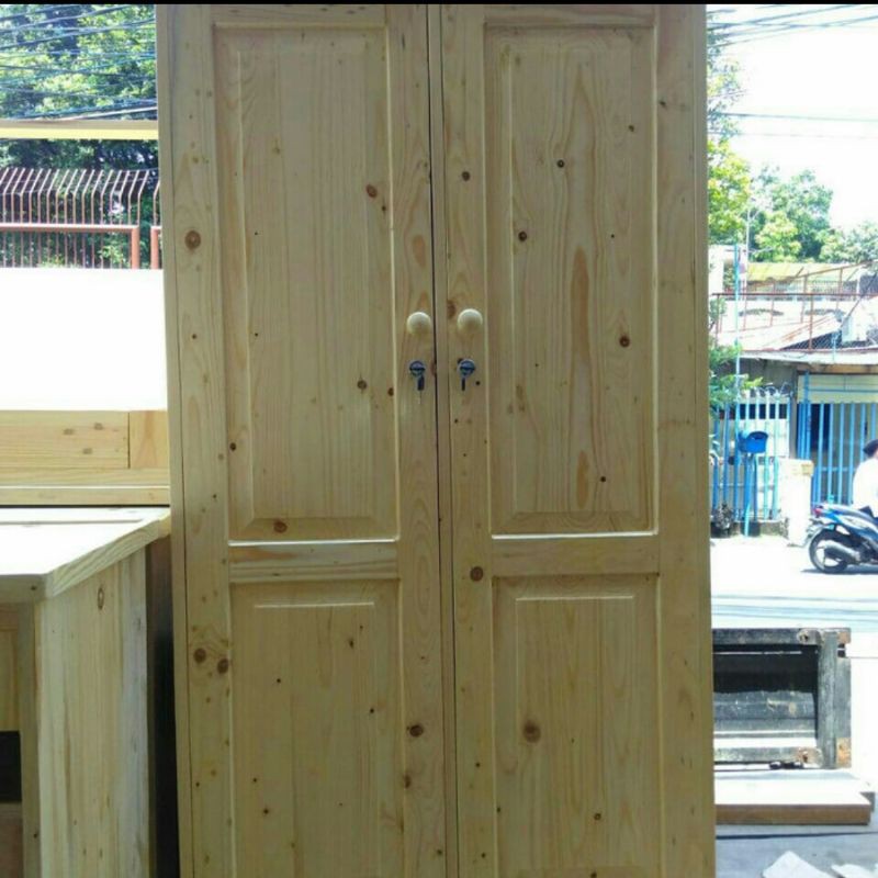 Almari Minimalis Jati