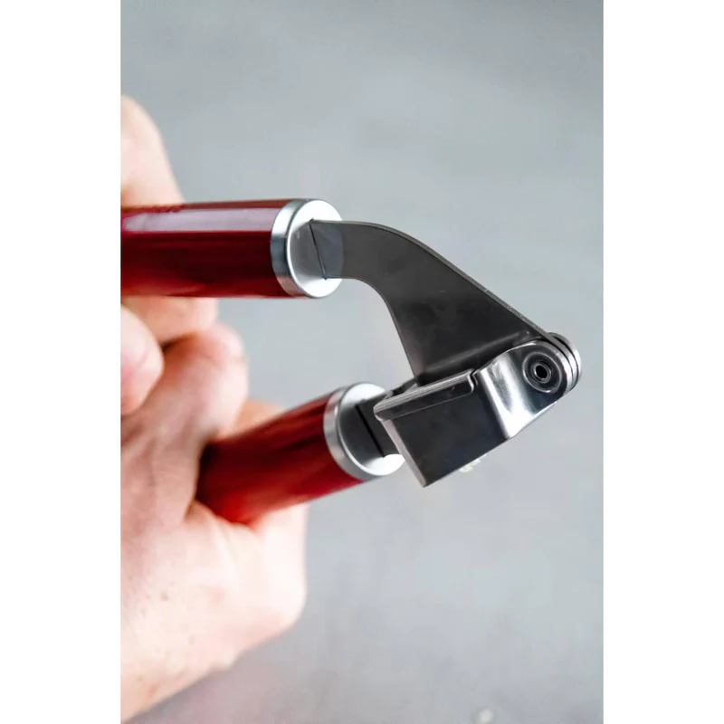 KitchenAid Garlic Press Empire Red - KAG132OHERE