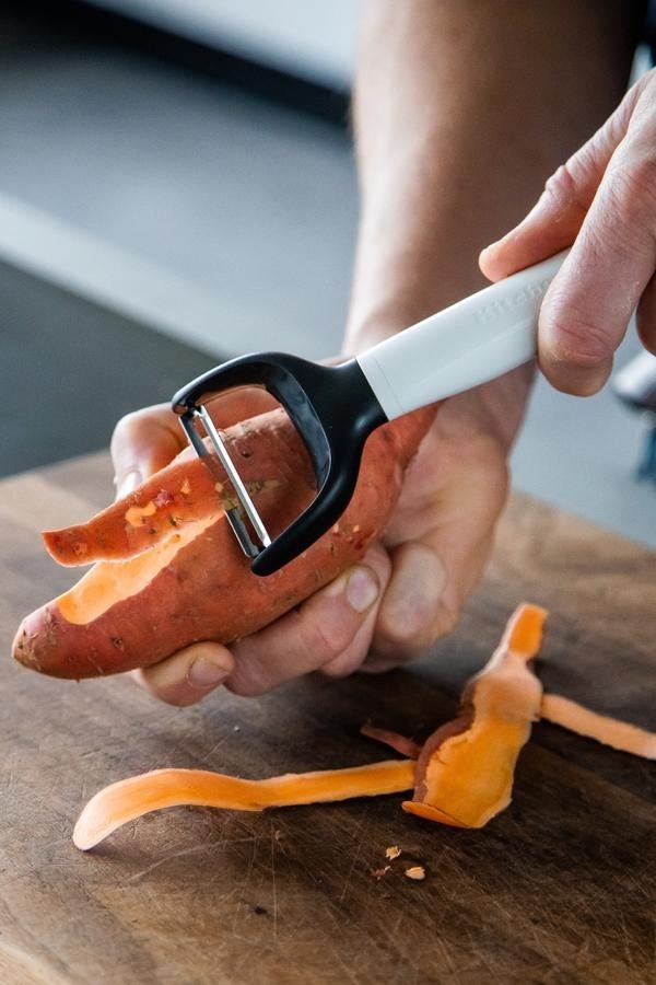 KitchenAid Y Peeler White - KCG145OHWHE