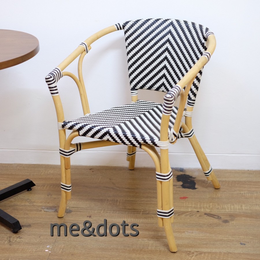 me&dots - Kursi Rotan Cafe ( Bistro chair)