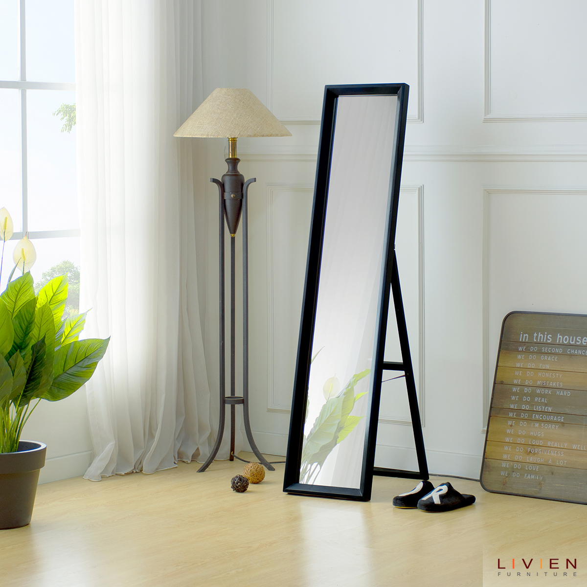 LIVIEN Standing Mirror Avill