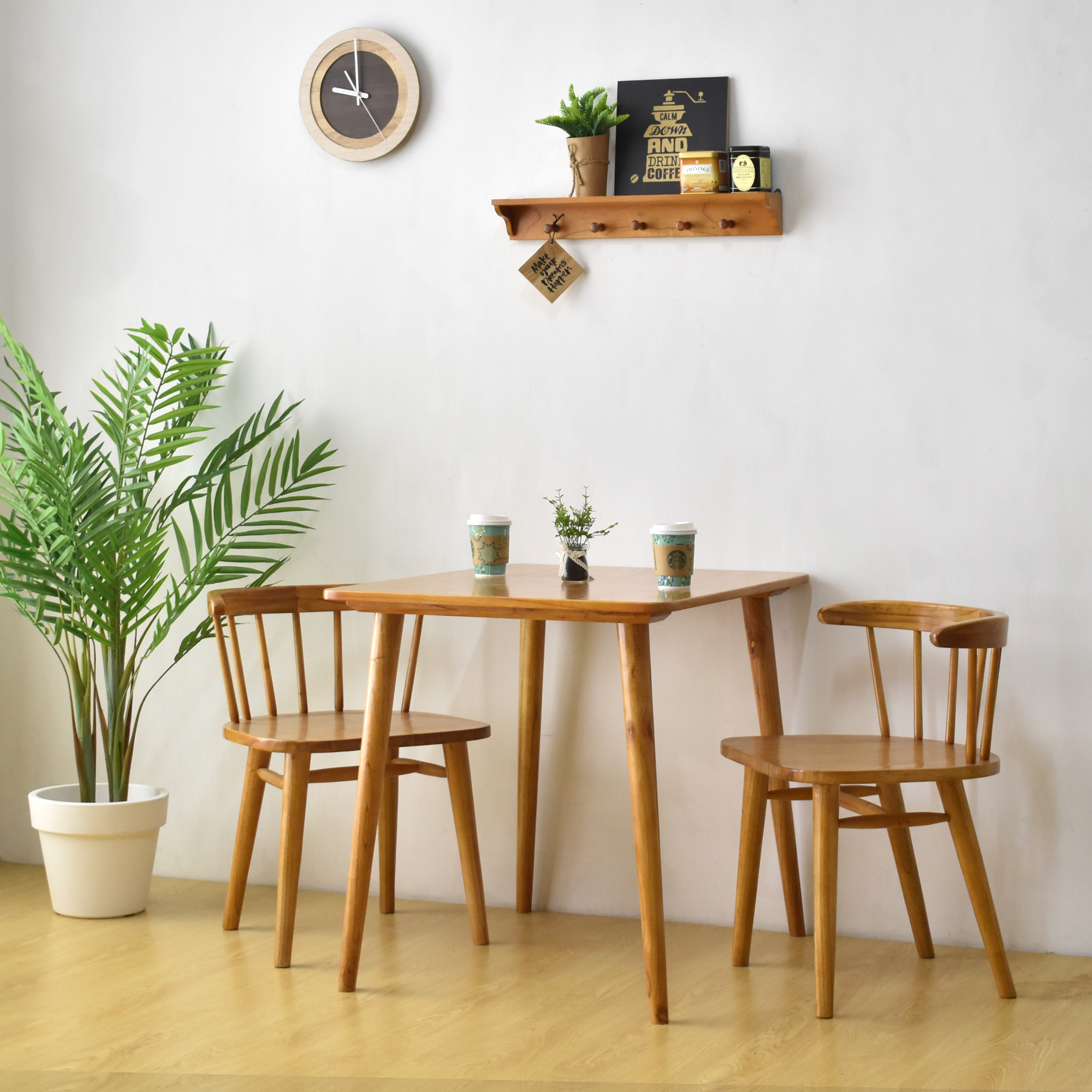 Livien Ribe Dining Table Set 2 Kursi