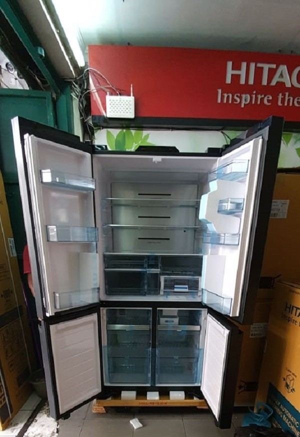 Kulkas HITACHI R-WB64VGD0X MIR 569 Liter Inverter RWB64VGD0X MIRROR
