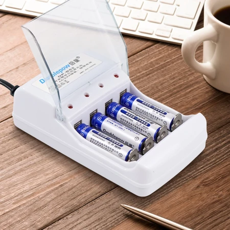 [4 Slot] Charger Baterai AAA atau AA DOUBLEPOW Battery 1250mAh DP-B02