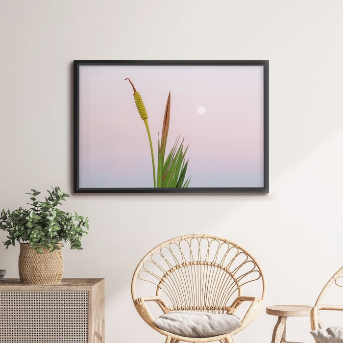 Lukisan Dinding THI 10- Canvas-Frame Hitam 40x60
