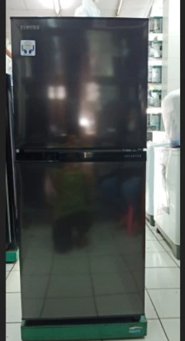 Kulkas 2 PIntu TOSHIBA GR-B22IS