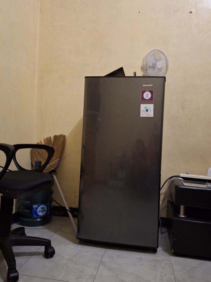 KULKAS 1 PINTU SHARP SJ-N182N-HS ( UNIT EKSDISPLAY )
