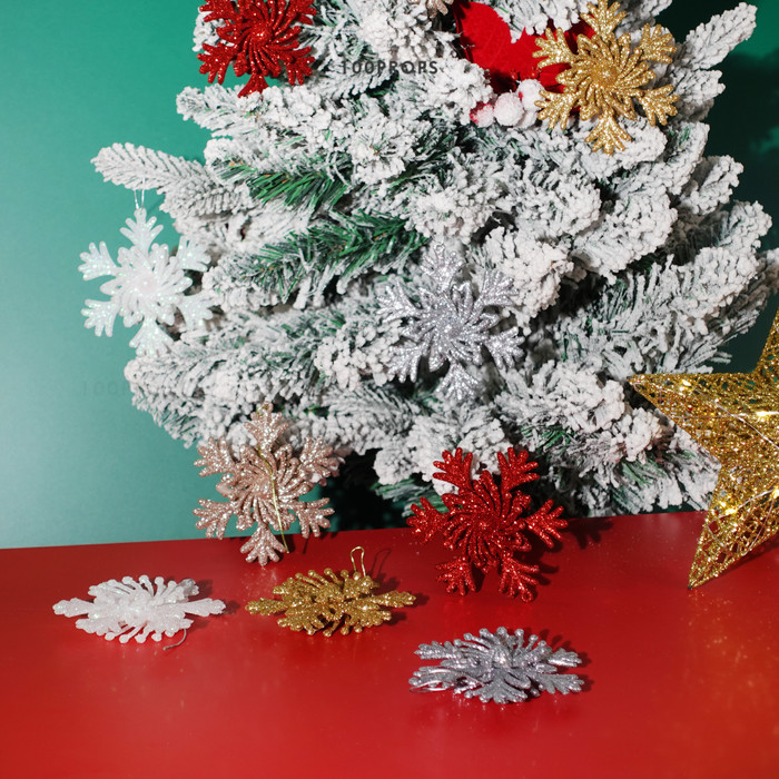 Olwen Snow christmas decoration
