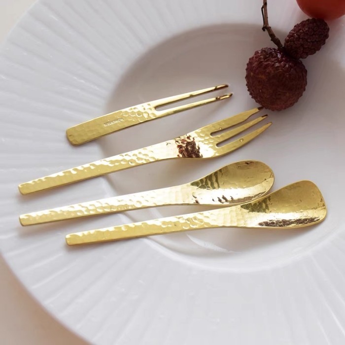 Hammer Grain Tableware 