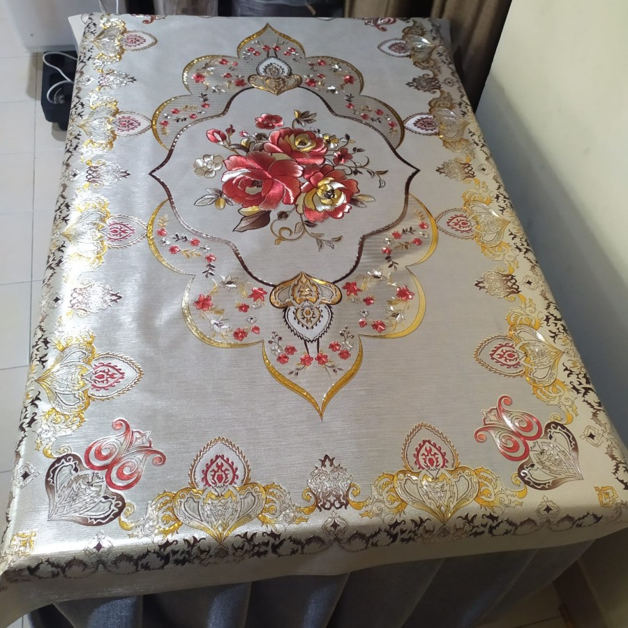 Taplak meja imlek merah motif 90x150 cm