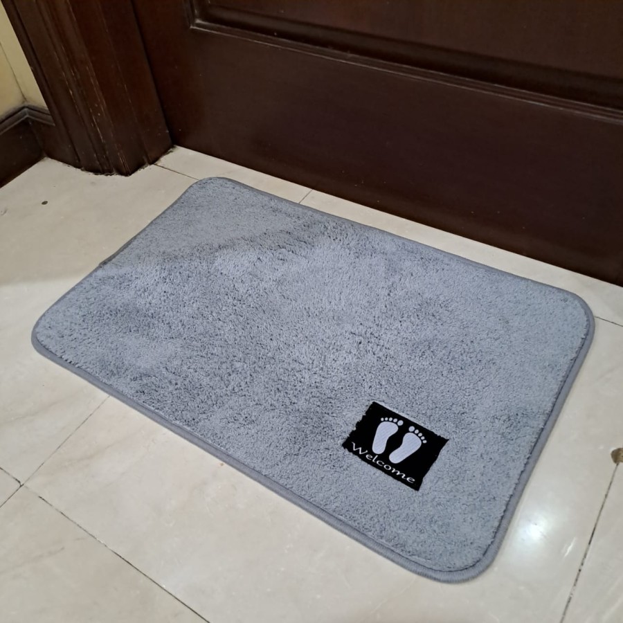 Keset Kamar Mandi Anti Selip Polos Meresap Lembut