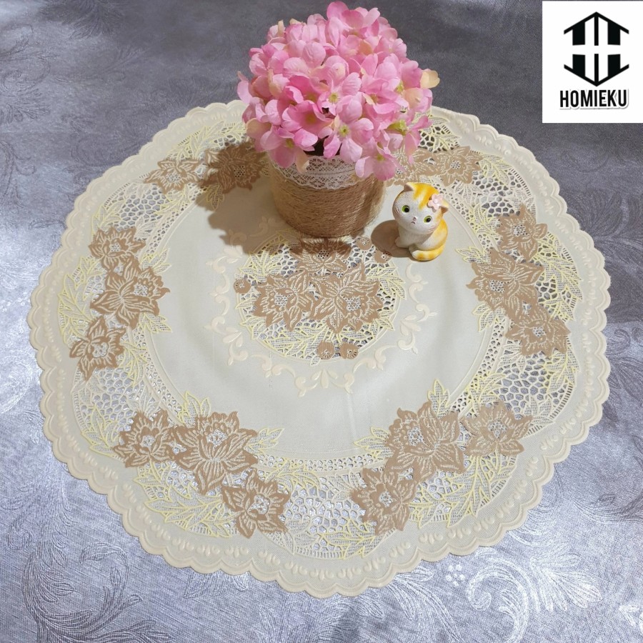 Taplak Meja Bulat Kecil Nakas Vas Vintage Rajut Shabby Chic Anti air