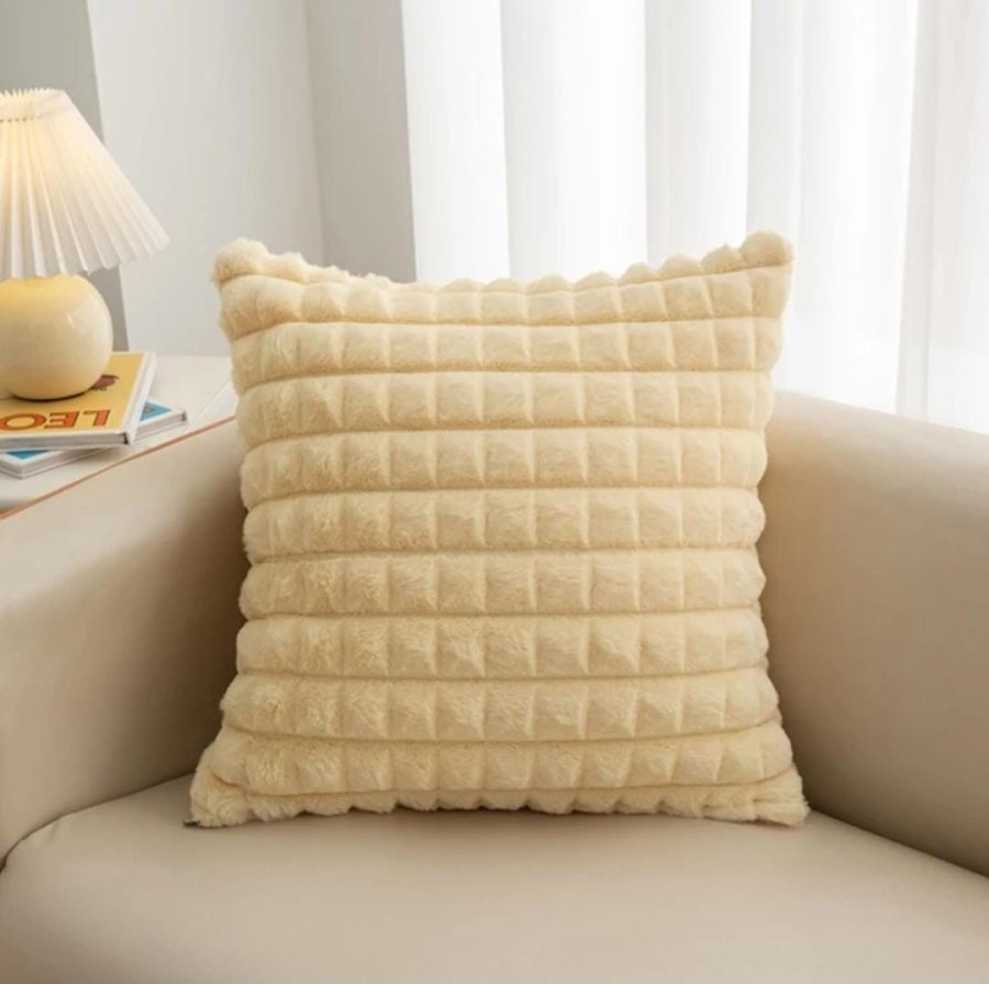 Rabbit Fur Pillow Cushion / Sarung Bantal Sofa Kursi Tebal Premium Bludru Bulu Halus