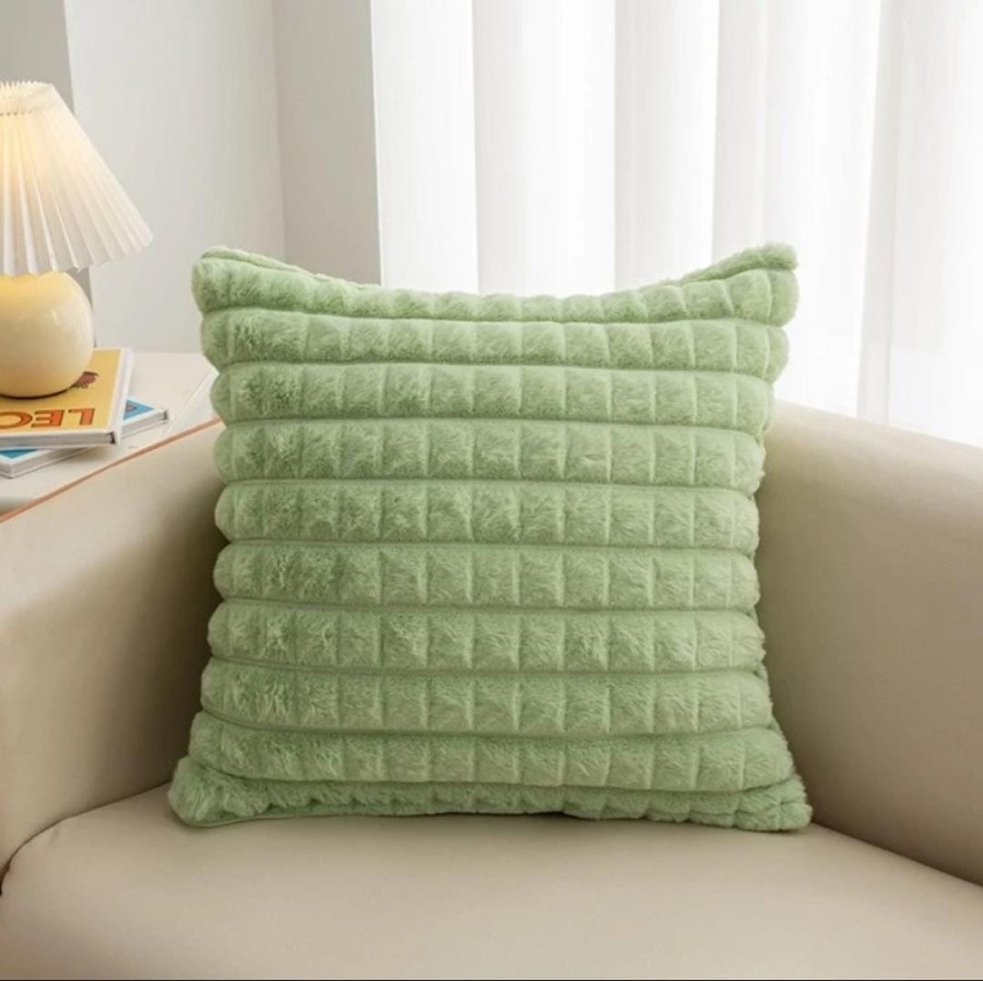Rabbit Fur Pillow Cushion / Sarung Bantal Sofa Kursi Tebal Premium Bludru Bulu Halus