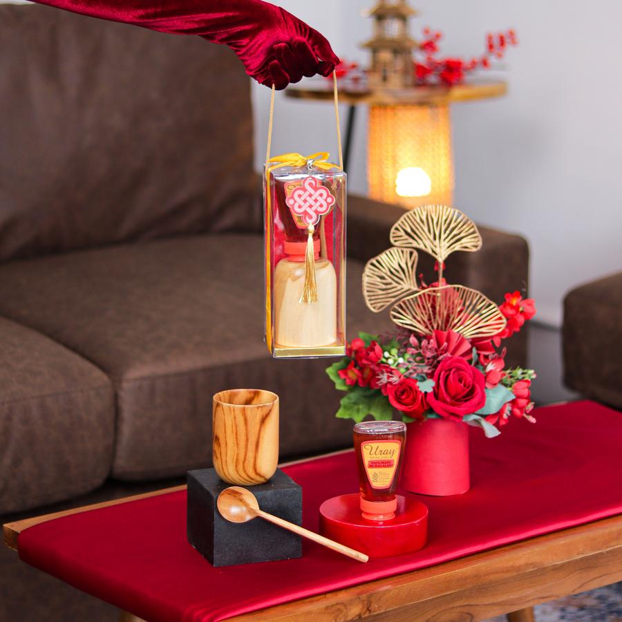 Dekayu - Hampers Imlek LIN YI | Kado Imlek Estetik | Chinese New Year Hampers | Personal Gift | Coorporate Gift | CNY Hampers | FREE Greeting Card