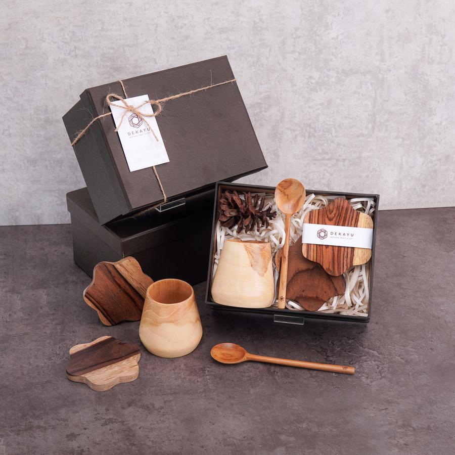 Dekayu - Hampers Kayu Parka | Hampers Pernikahan | Kado Ulang Tahun | Kado Pernikahan | Hampers Coorporate